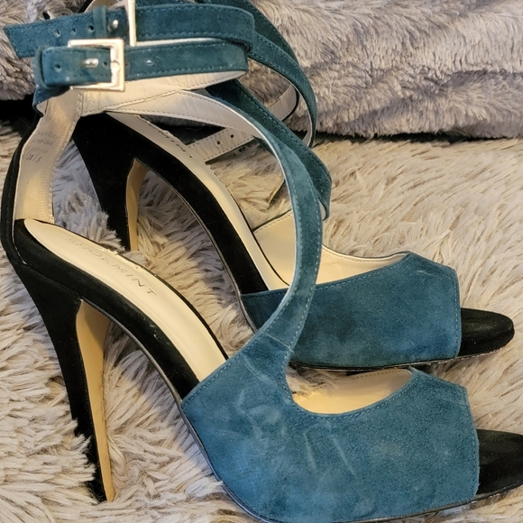 Suede Black and Teal Heels - Picture 2 of 4